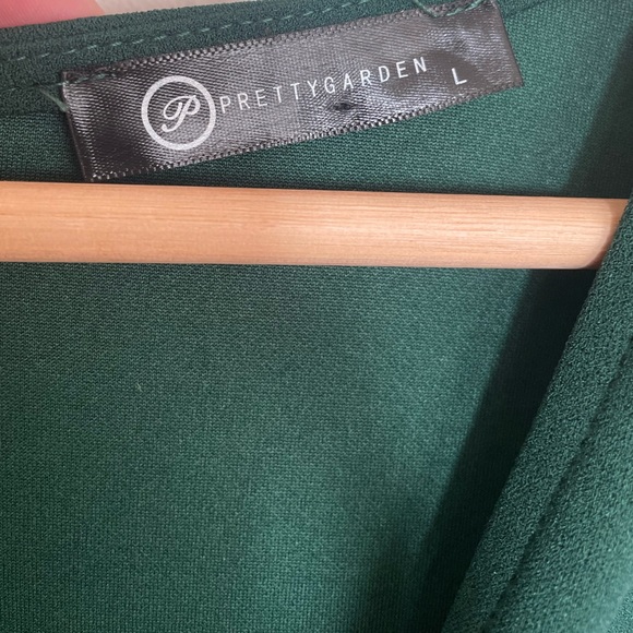 Emerald Green Dress, size L - Picture 8 of 10